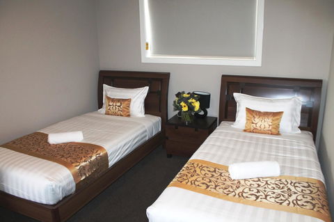 Atarhi Villas - Melbourne - Accommodation QLD 7