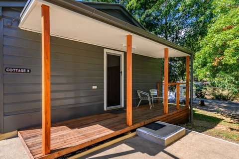 Bright Riverside Holiday Park - Accommodation QLD 25