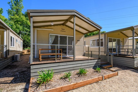 Bright Riverside Holiday Park - Accommodation QLD 0