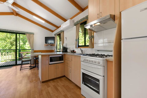 Bright Riverside Holiday Park - Accommodation QLD 22