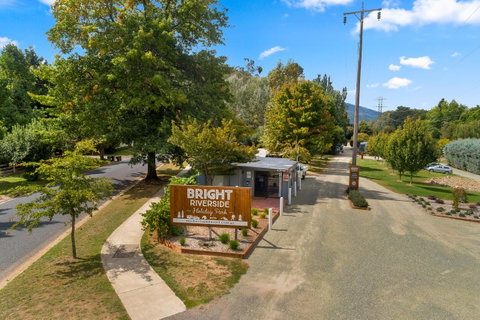 Bright Riverside Holiday Park - Accommodation QLD 2