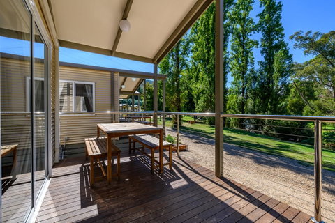 Bright Riverside Holiday Park - Accommodation QLD 5