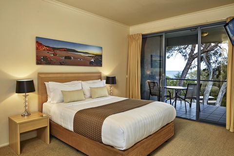 Lorne Surf Apartments - Accommodation QLD 9
