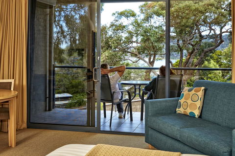 Lorne Surf Apartments - Accommodation QLD 1