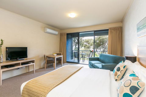 Lorne Surf Apartments - Accommodation QLD 26