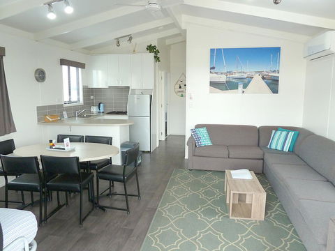 Apollo Bay Waterfront Motor Inn - Accommodation QLD 17