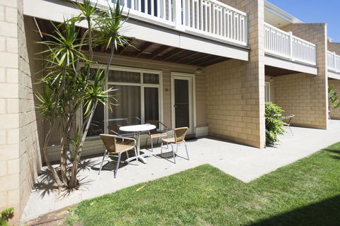 Port Campbell Parkview Motel & Apartments - Accommodation QLD 22