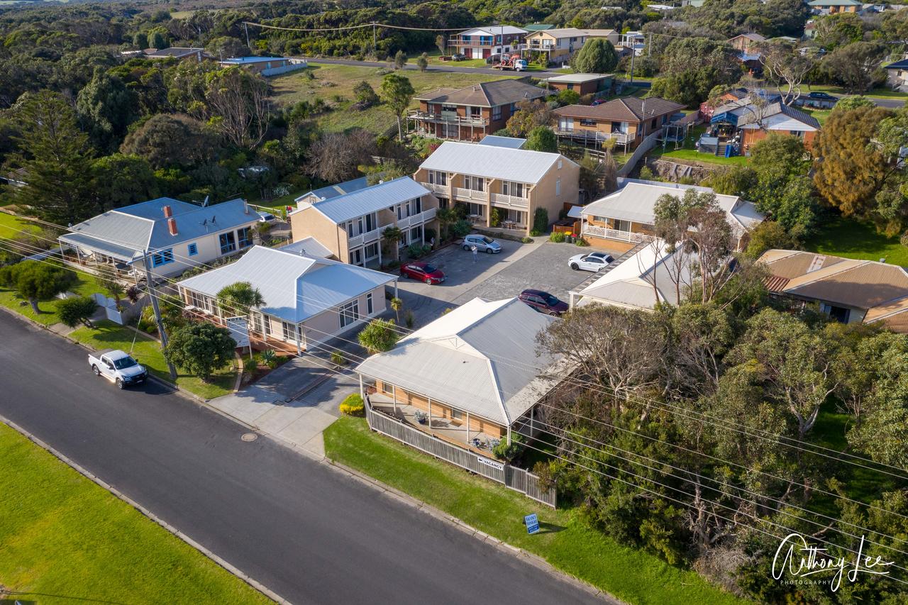 Waarre VIC Accommodation QLD