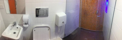 Europa Melbourne - Accommodation QLD 13