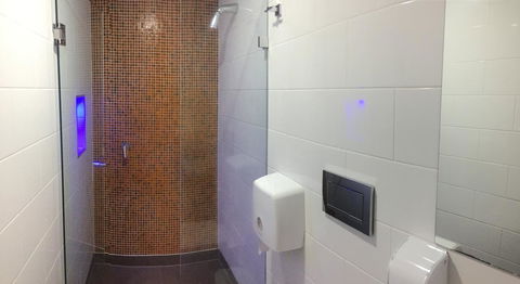 Europa Melbourne - Accommodation QLD 12