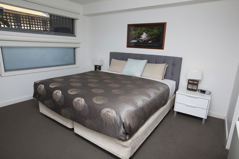 7 Falls Apartments - Accommodation QLD 24