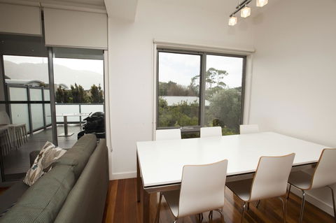 7 Falls Apartments - Accommodation QLD 10