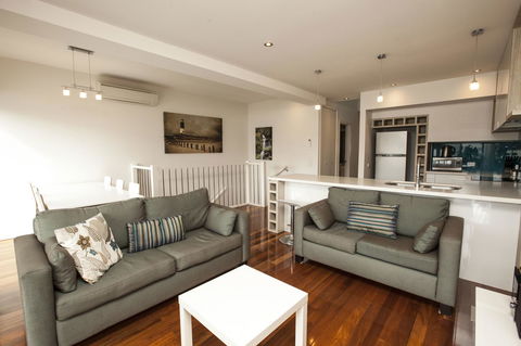 7 Falls Apartments - Accommodation QLD 11