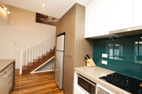 7 Falls Apartments - Accommodation QLD 9