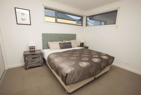 7 Falls Apartments - Accommodation QLD 29