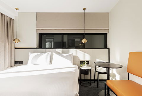 Brady Hotels Jones Lane - Accommodation QLD 5