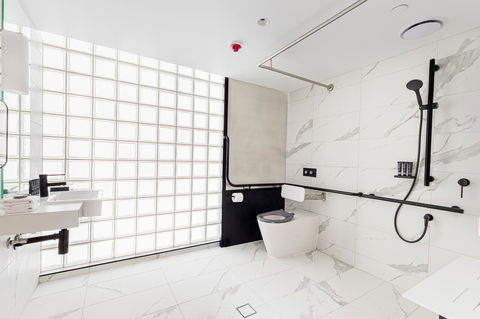 Brady Hotels Jones Lane - Accommodation QLD 15