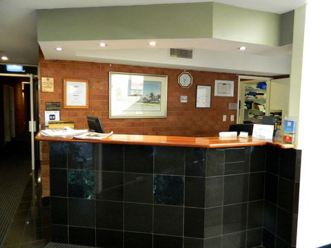 Ciloms Airport Lodge - Accommodation QLD 27