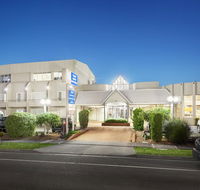 Ciloms Airport Lodge - Accommodation QLD