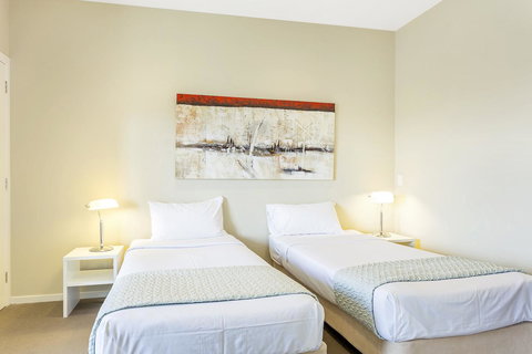 Deep Blue Hotel & Hot Springs - Accommodation QLD 30