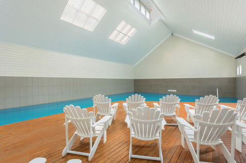 Deep Blue Hotel & Hot Springs - Accommodation QLD 13