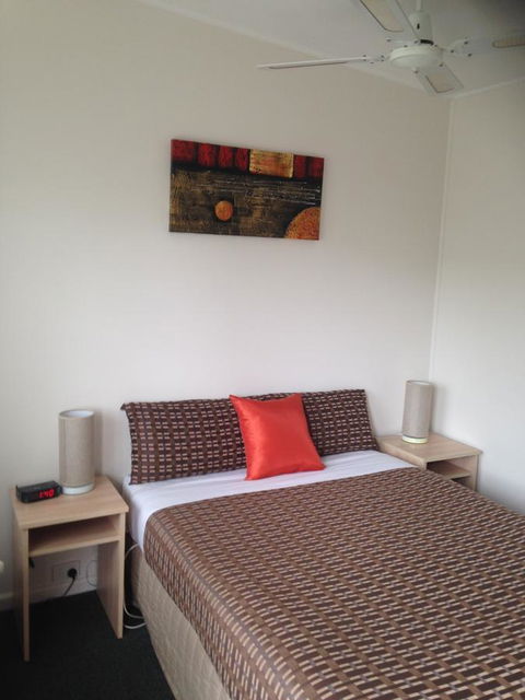 Beachcomber Motel & Apartments - Accommodation QLD 39