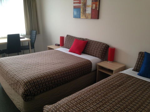 Beachcomber Motel & Apartments - Accommodation QLD 34