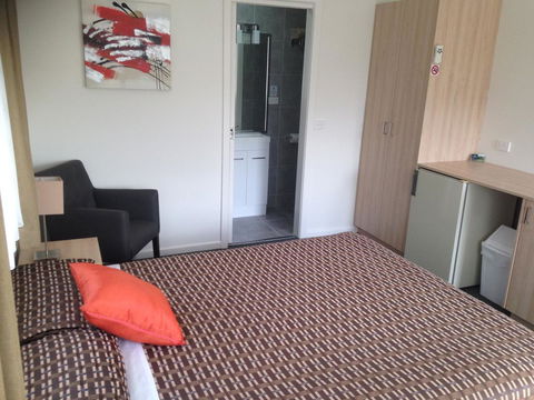 Beachcomber Motel & Apartments - Accommodation QLD 24