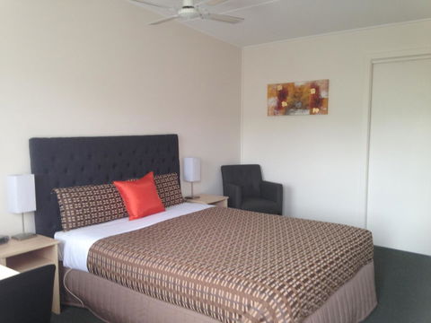 Beachcomber Motel & Apartments - Accommodation QLD 38