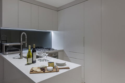 Imagine Lighthouse - Accommodation QLD 13