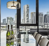 Serviced Apartments Melbourne - Teri - Accommodation QLD