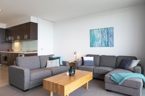 The Dolphin Apartments - Accommodation QLD 3