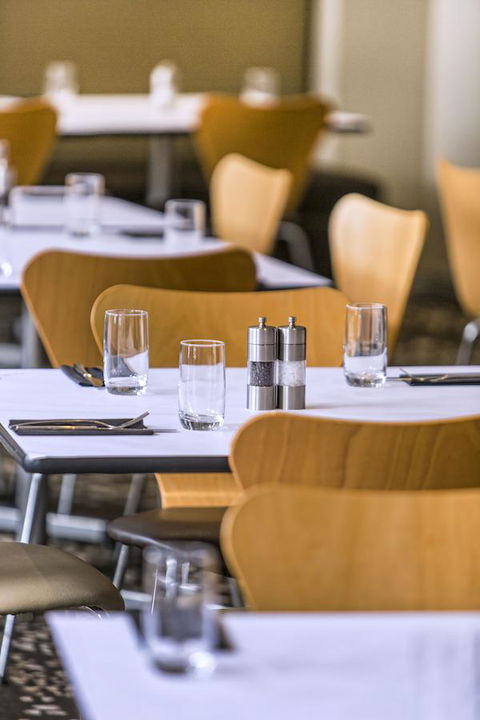 Holiday Inn Melbourne Airport, An IHG Hotel - Accommodation QLD 6