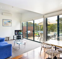 Anchorage Motel  Villas Lorne - Accommodation QLD