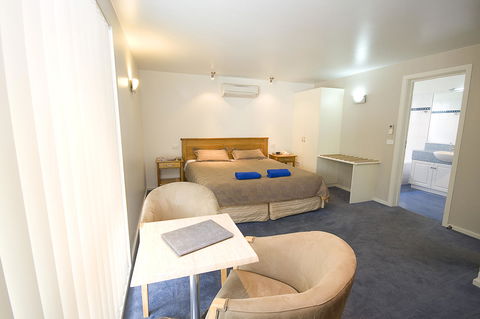 Anchorage Motel & Villas Lorne - Accommodation QLD 9