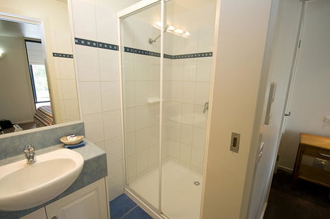 Anchorage Motel & Villas Lorne - Accommodation QLD 16