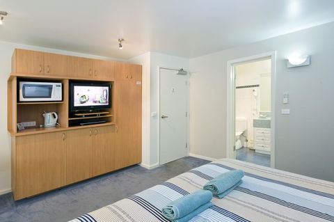 Anchorage Motel & Villas Lorne - Accommodation QLD 10