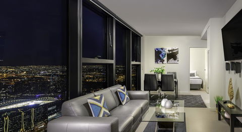 Melbourne SkyHigh Apartments - Accommodation QLD 16