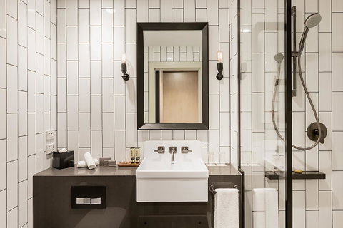 DoubleTree By Hilton Melbourne - Accommodation QLD 28