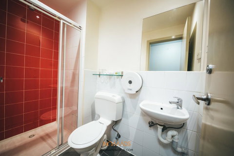 Nomads Melbourne Backpackers - Accommodation QLD 17