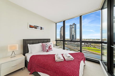 Best Views On Collins - Accommodation QLD 35