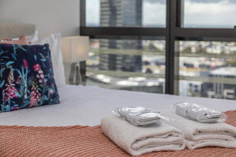 Best Views On Collins - Accommodation QLD 34