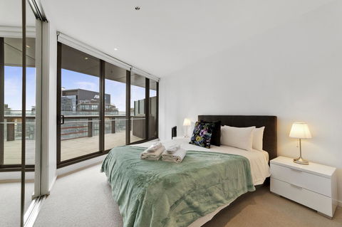 Best Views On Collins - Accommodation QLD 11