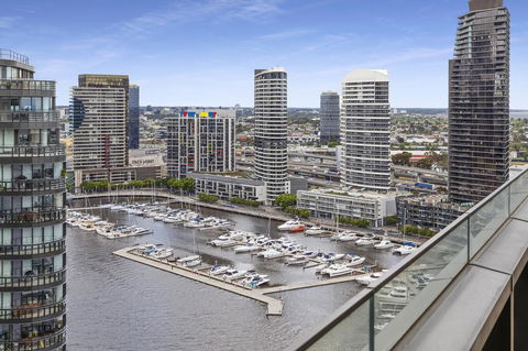 Best Views On Collins - Accommodation QLD 16