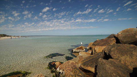 Waterfront Retreat - Accommodation QLD 32