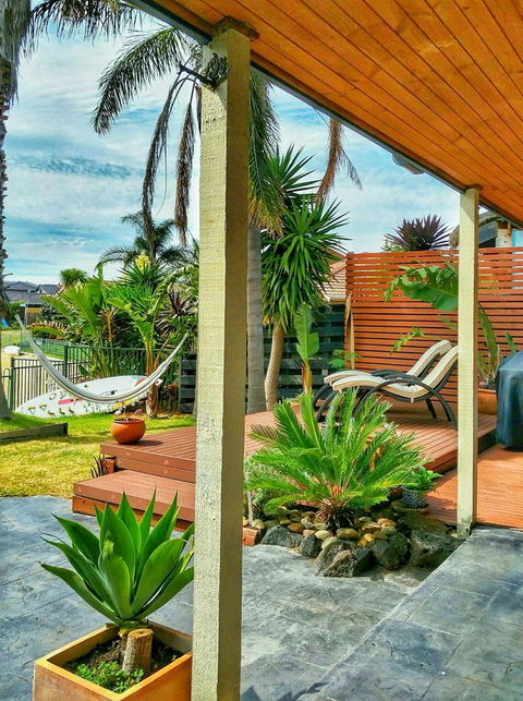 Waterfront Retreat - Accommodation QLD 9