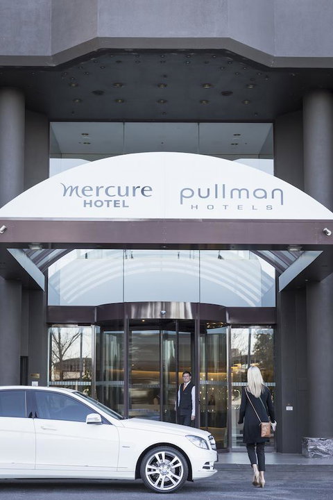 Mercure Melbourne Albert Park - Accommodation QLD 1