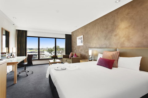 Mercure Melbourne Albert Park - Accommodation QLD 9