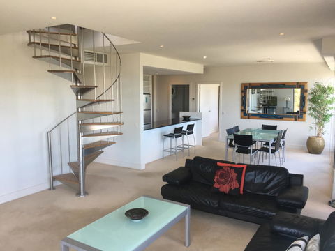 Geelong Waterfront Penthouse Apartment - Accommodation QLD 3