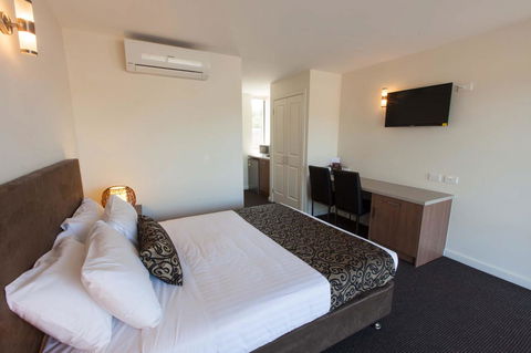 Bay Motel Safety Beach - Accommodation QLD 8